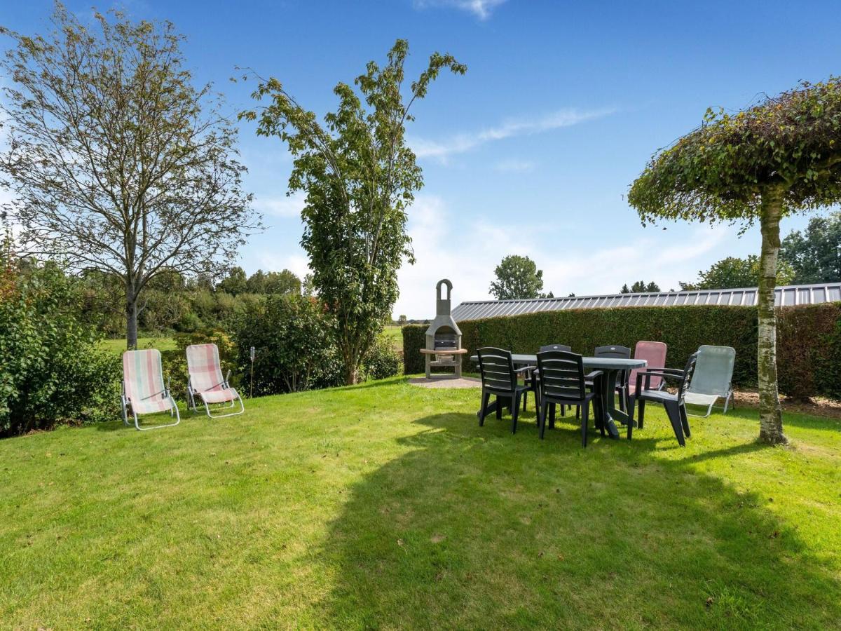 Stunning Holiday Home In Oombergen With Terrace And Garden Zottegem المظهر الخارجي الصورة