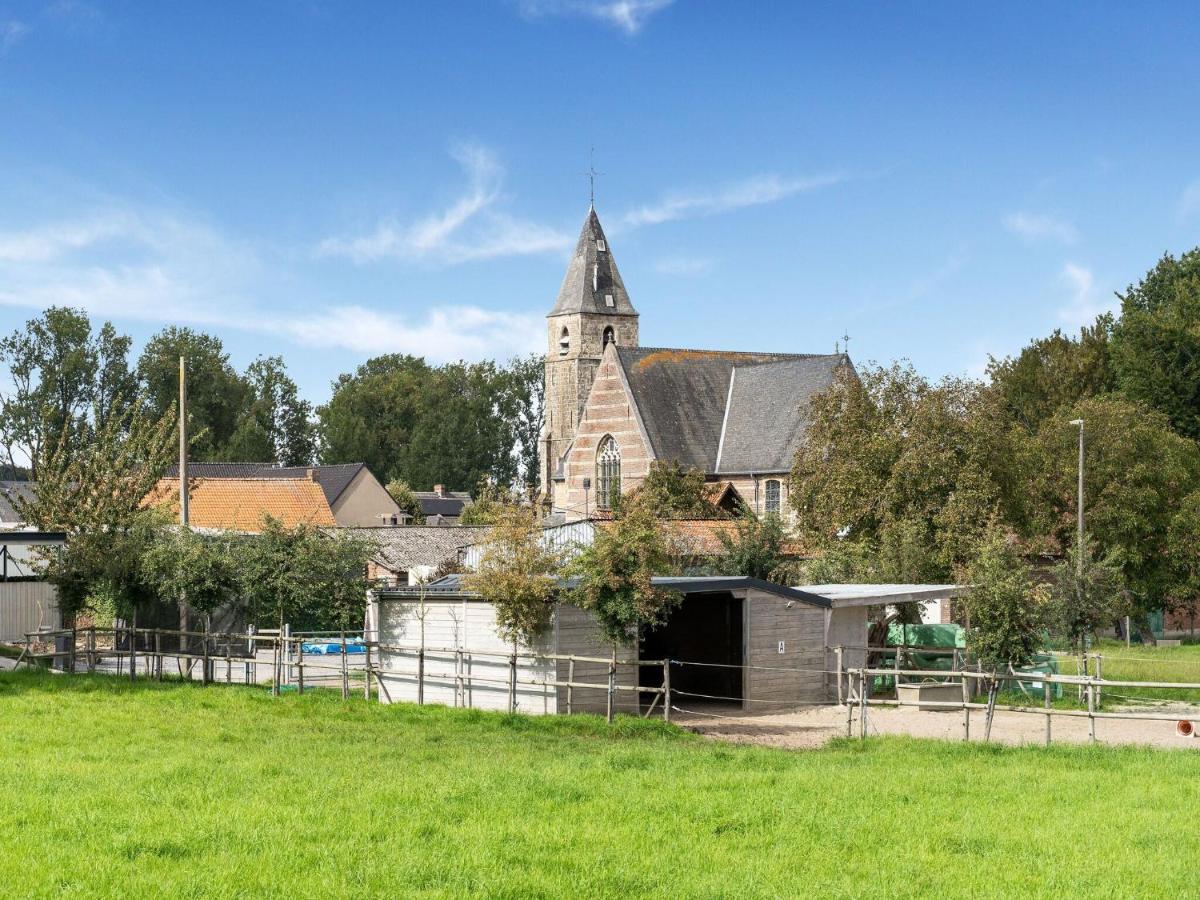 Stunning Holiday Home In Oombergen With Terrace And Garden Zottegem المظهر الخارجي الصورة