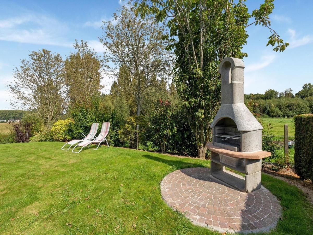Stunning Holiday Home In Oombergen With Terrace And Garden Zottegem المظهر الخارجي الصورة