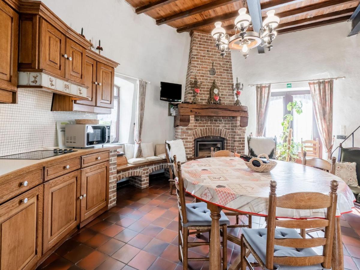 Stunning Holiday Home In Oombergen With Terrace And Garden Zottegem المظهر الخارجي الصورة