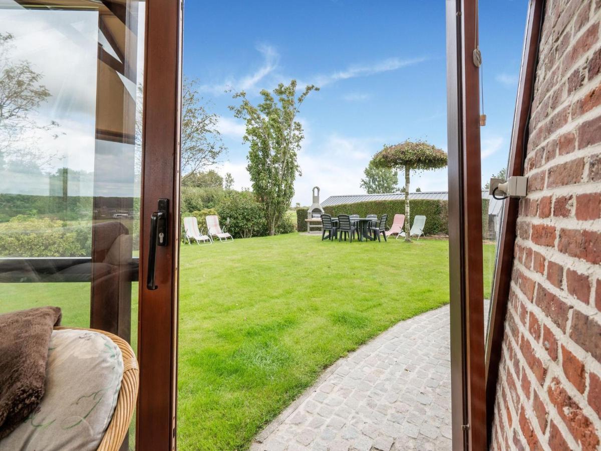 Stunning Holiday Home In Oombergen With Terrace And Garden Zottegem المظهر الخارجي الصورة